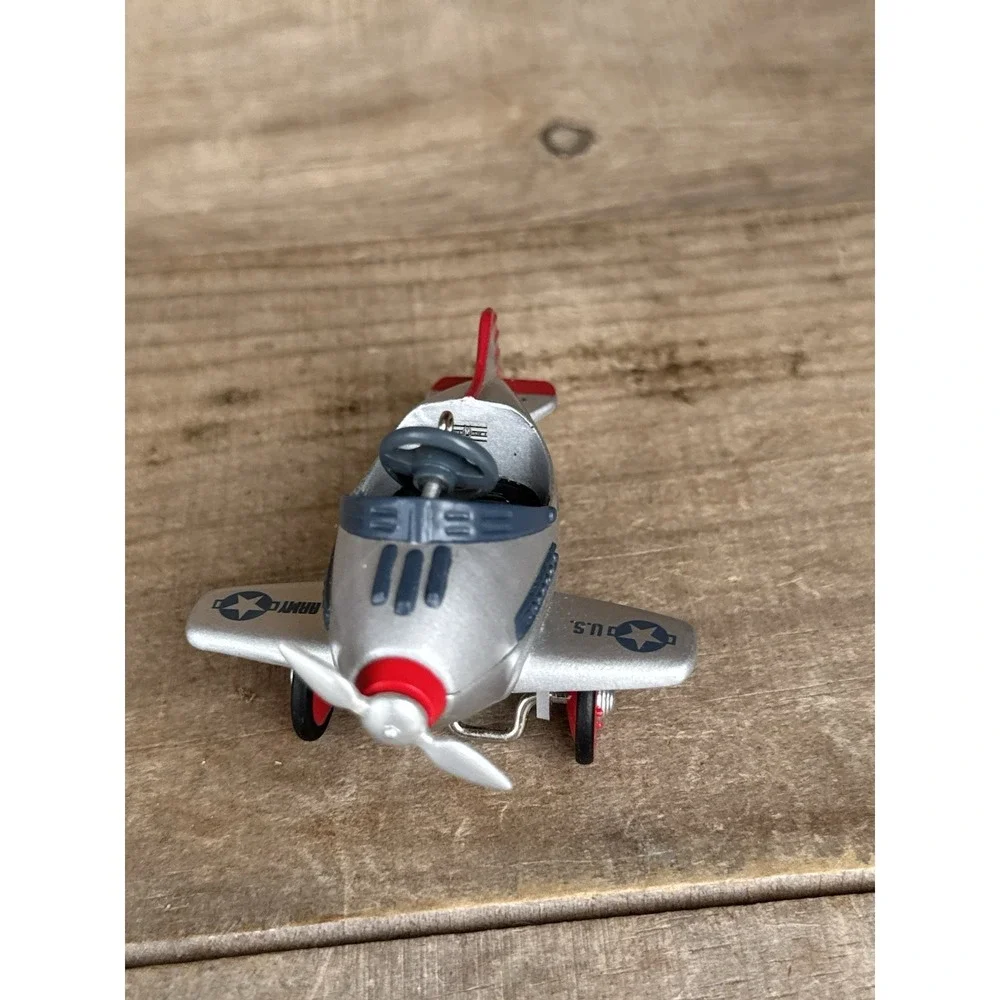 Hallmark keepsake ornament